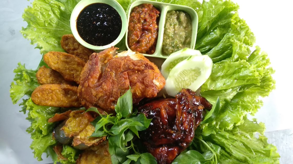 Ayam Bakar Penyet Palapa Klambir Photo 9