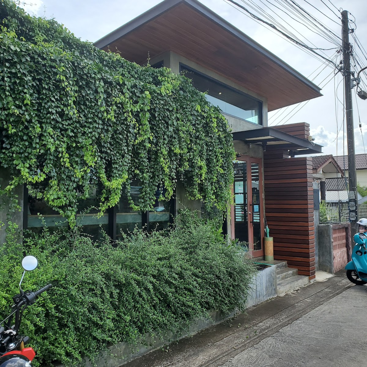 Pimnada Cafe Photo 4