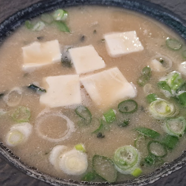 Miso-suppe Mit Tofu Und Seetang