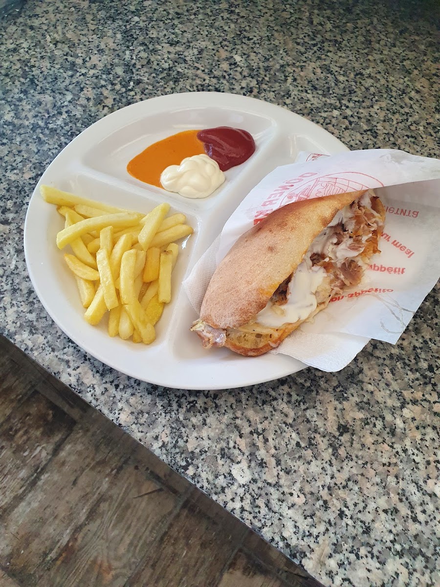 Jannate Pizza Kebab Grill Photo 6