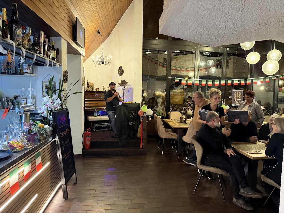 Restaurant Moena Photo 8