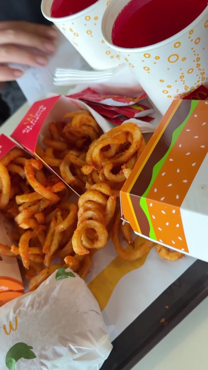 McDonald's Batu Kawa DT Photo 2