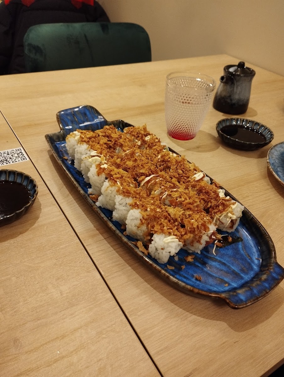 Yoüme Sushi - Guinardo Photo 10