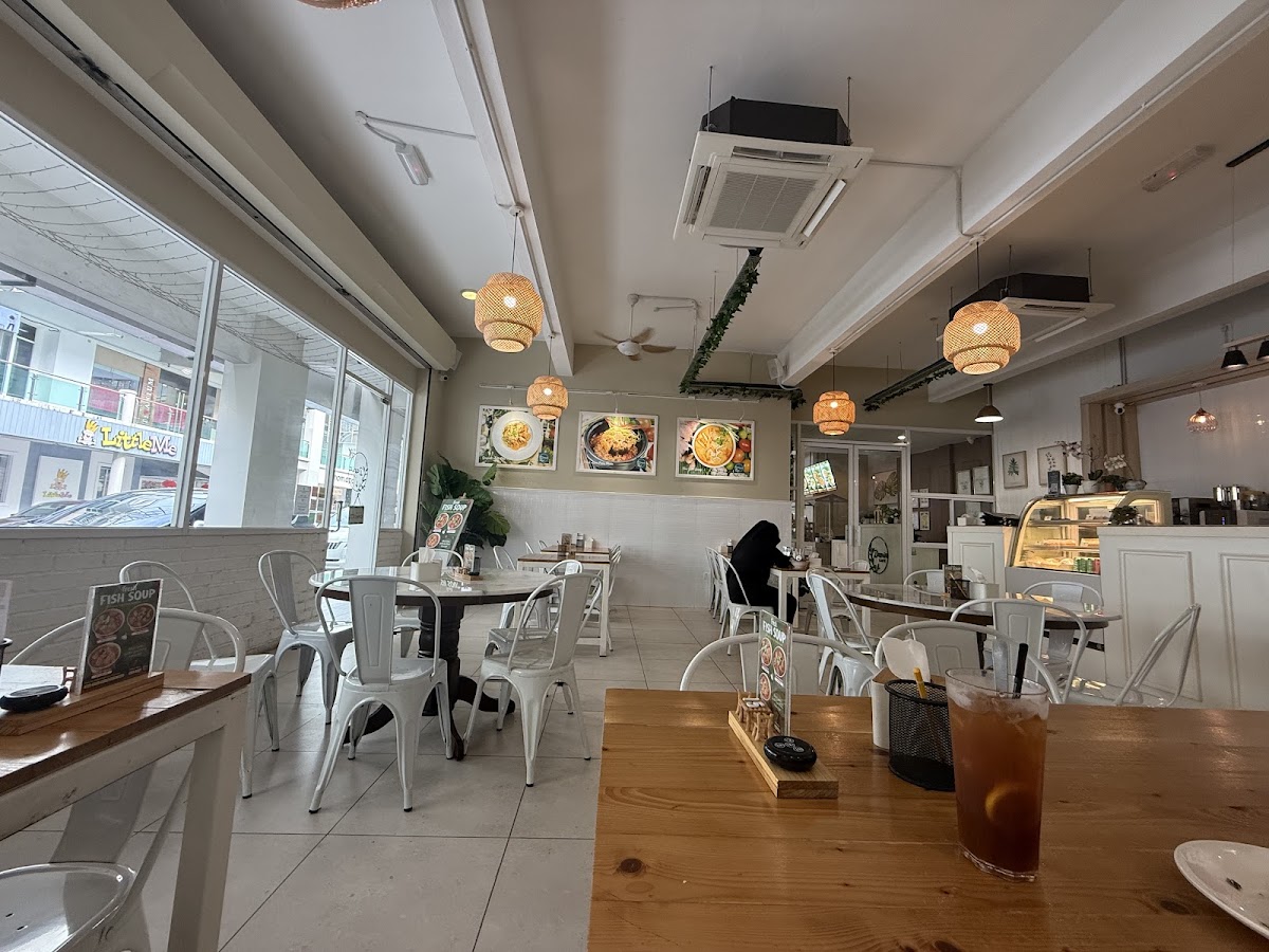 DANIA CAFE