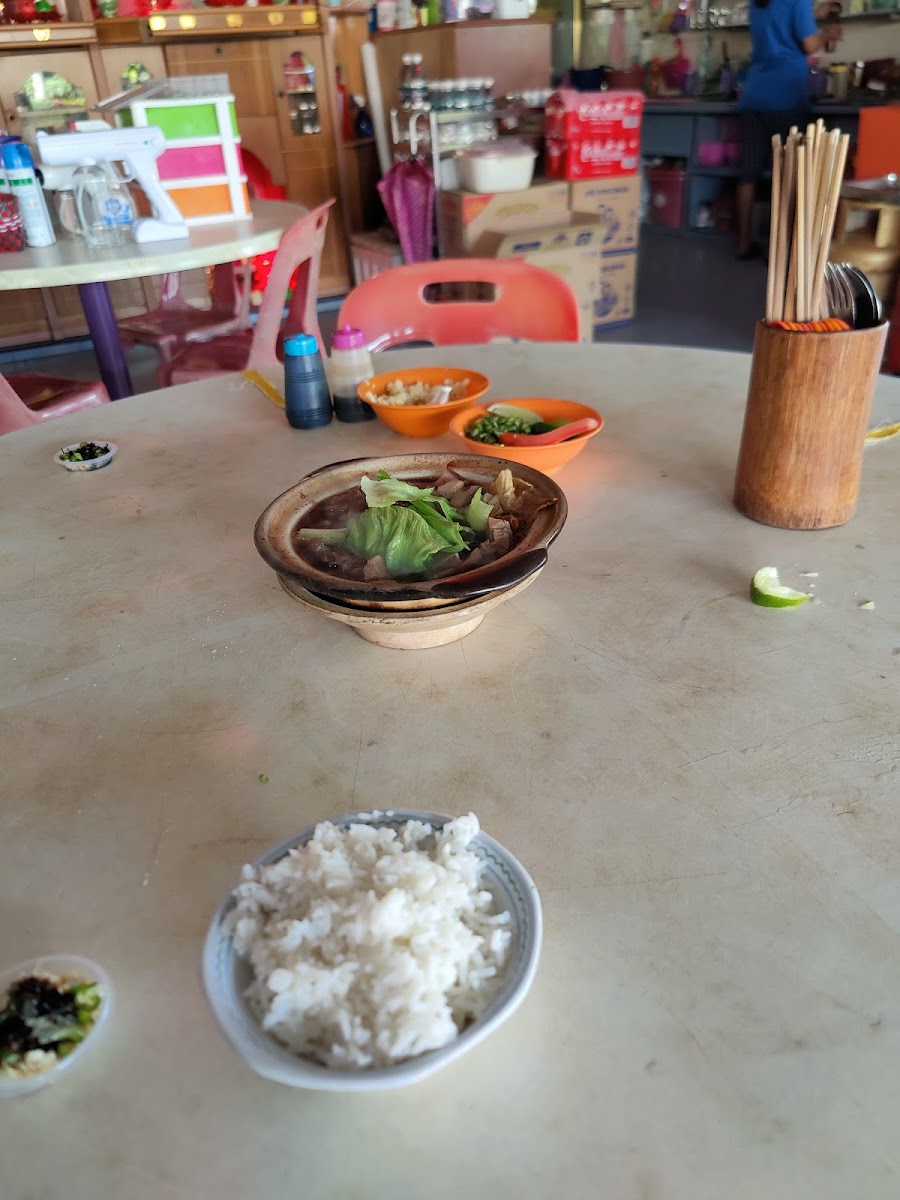 庆凤海鲜酒家 Restoran Kheng Fong Photo 6