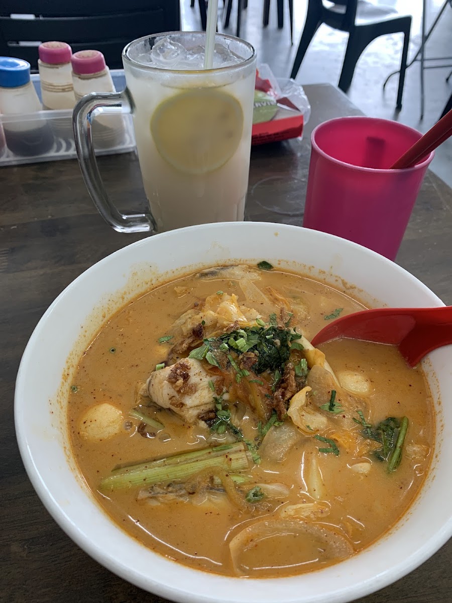 Sabah Fish House Photo 4
