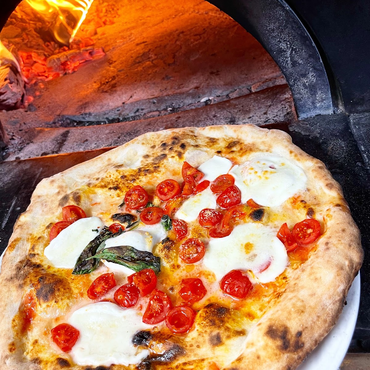 Antica Pizzeria La Centenaria a Materdei Photo 4