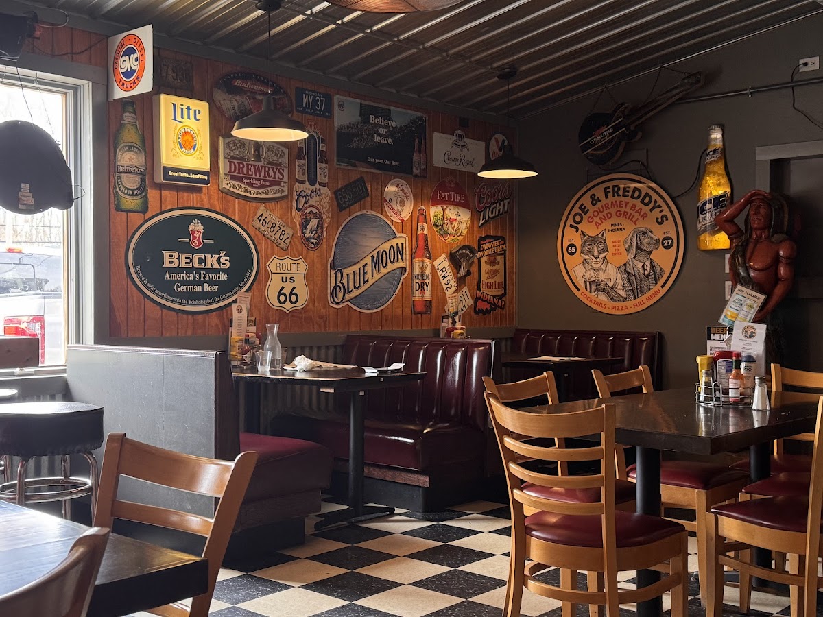 Joe & Freddy’s Bar & Grill Photo 3