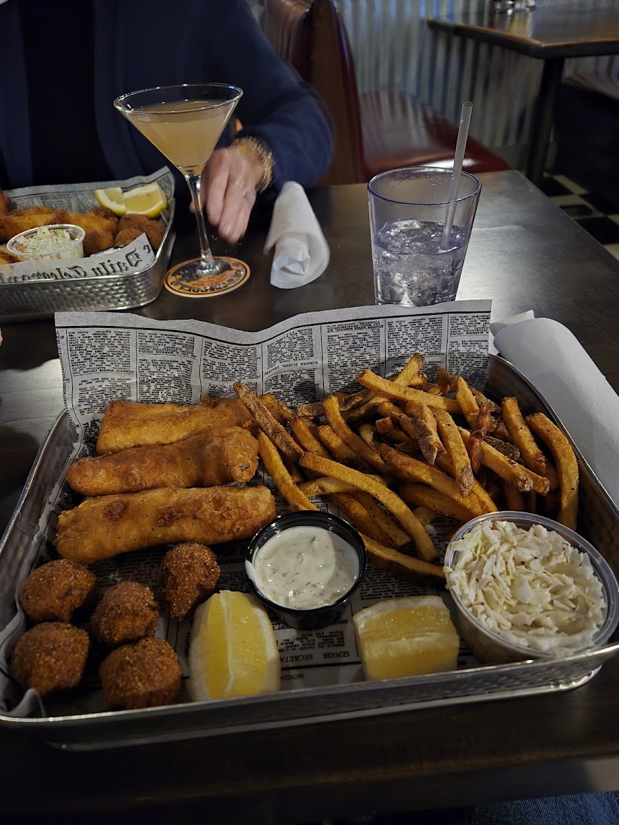 Joe & Freddy’s Bar & Grill Photo 8