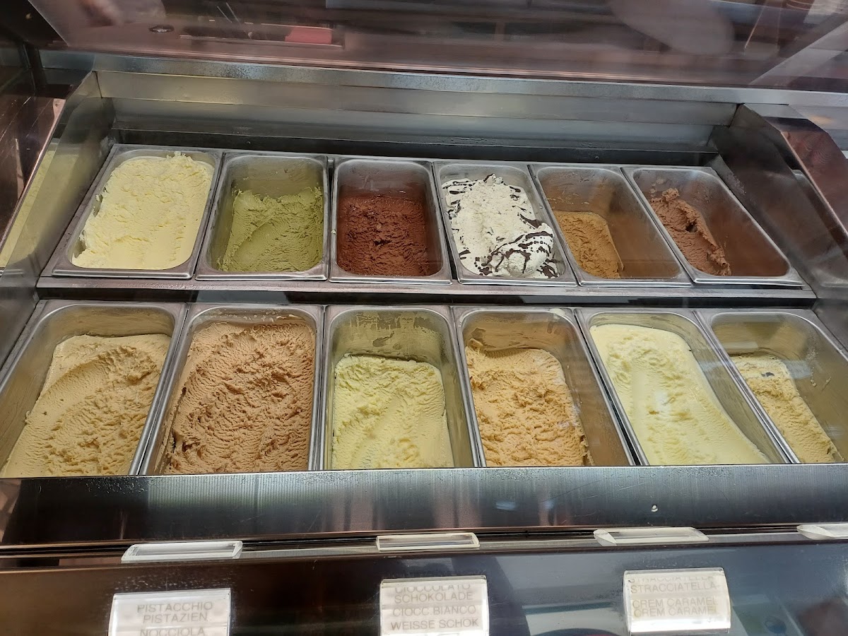 Eisdiele CB Photo 3