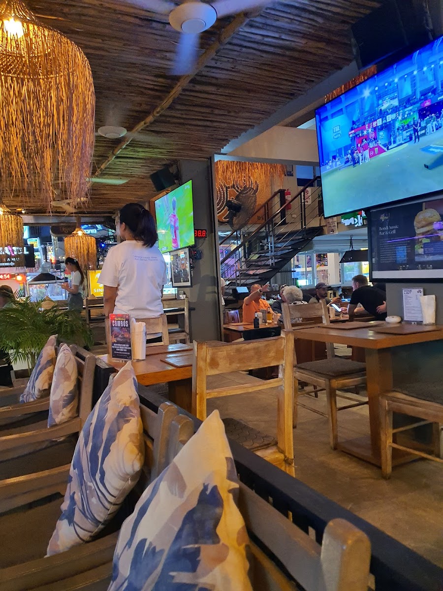 Bondi Aussie Bar & Grill, Chaweng Photo 3