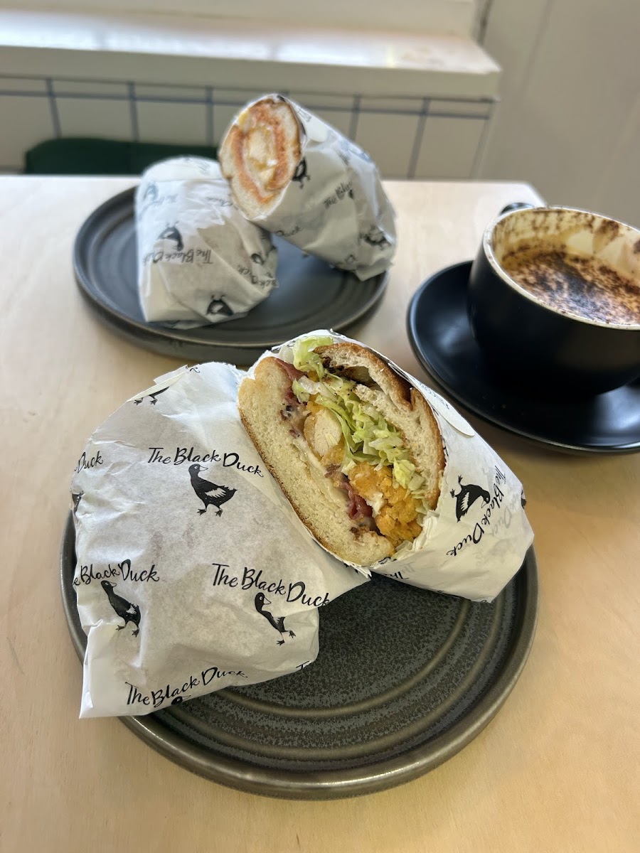 Duck's Hot Subs Photo 2