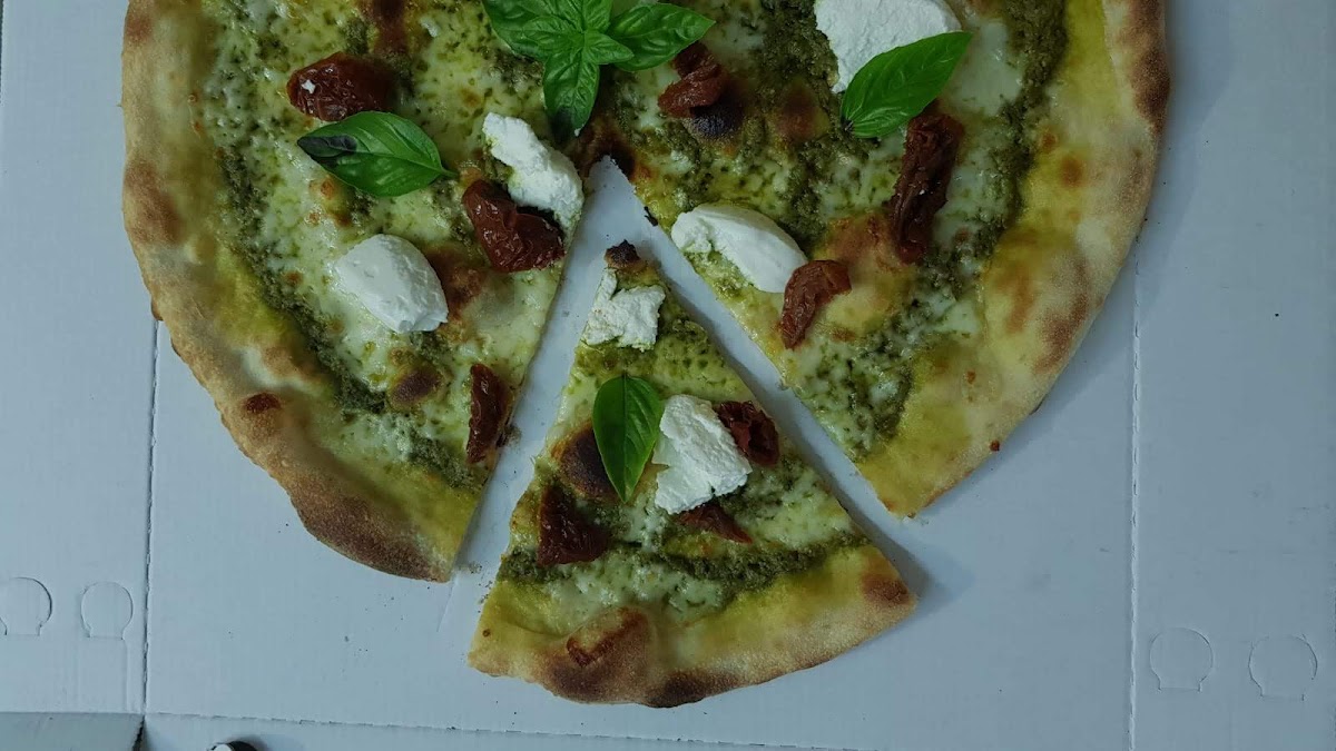 Pizzeria La Pizzeria Photo 9