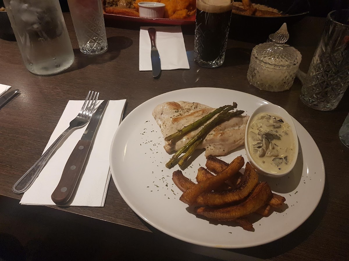 84 West Brasserie & Grill Photo 10
