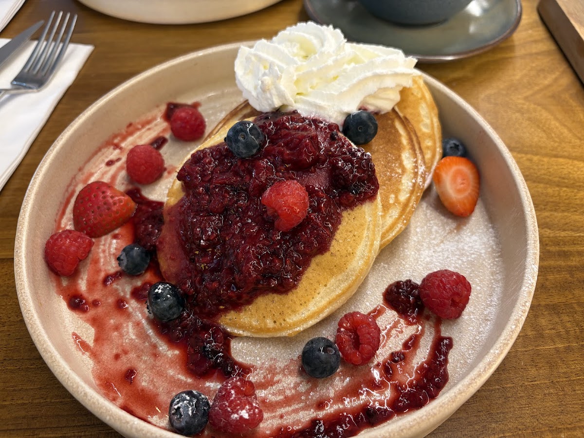 Tasties Cafe Photo 3