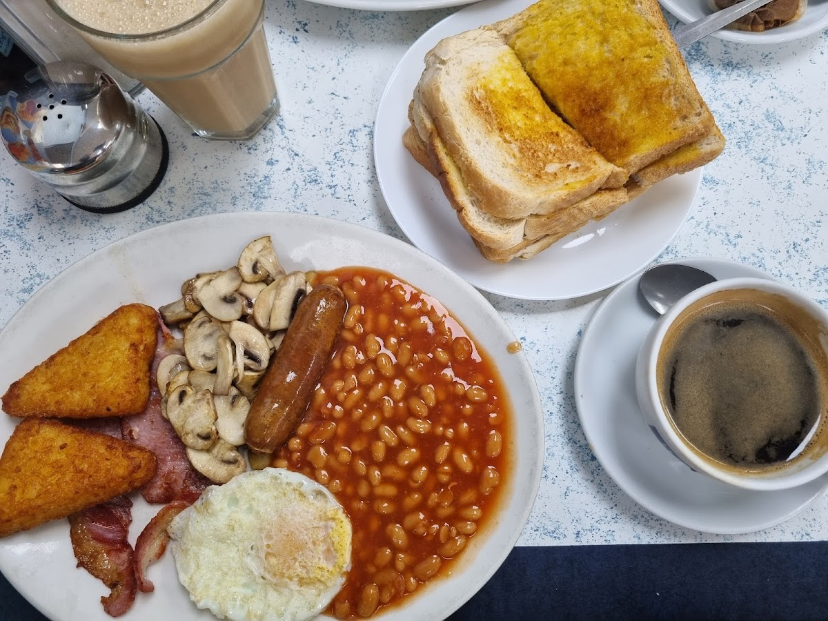Tasties Cafe Photo 5