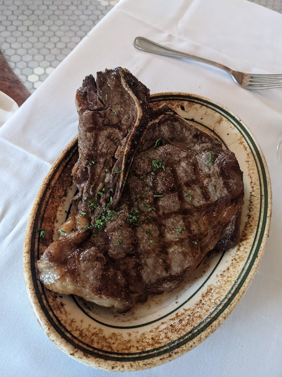 Crescent City Steak House Photo 5