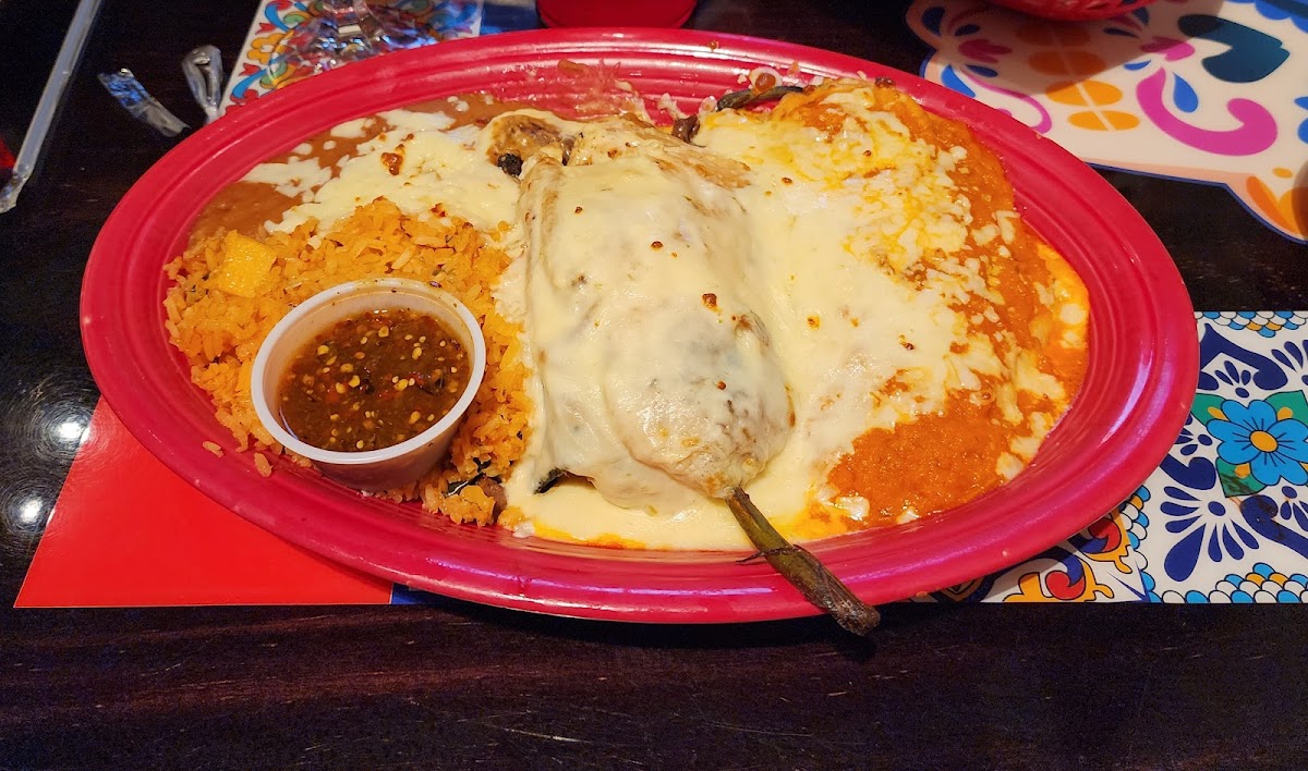 EL PATIO BAR & GRILL Photo 6