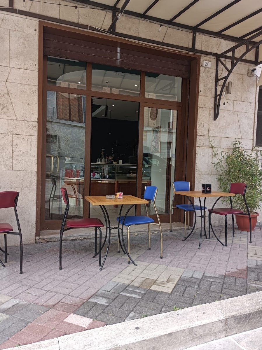 Lord Caffè di Trotta Alessandra & c. sas. Photo 3