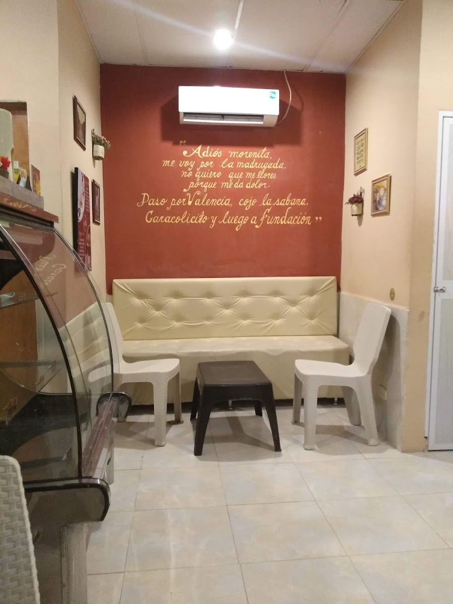Testamento Bistro Café Photo 4