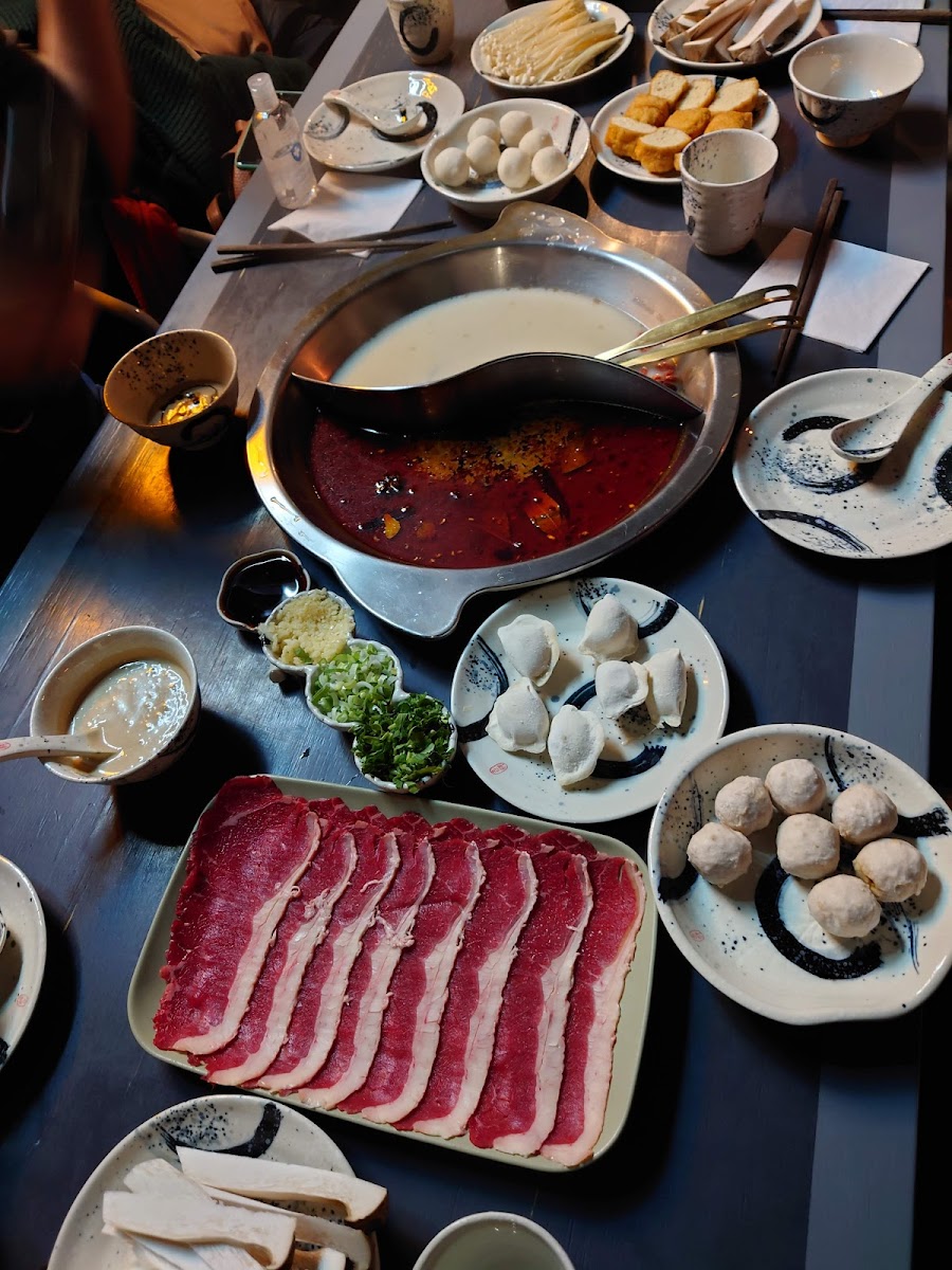 'It's Not' Hot Pot Photo 5