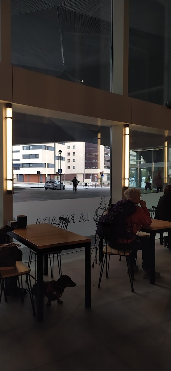 Cafetería 'La parada riojana' Photo 7