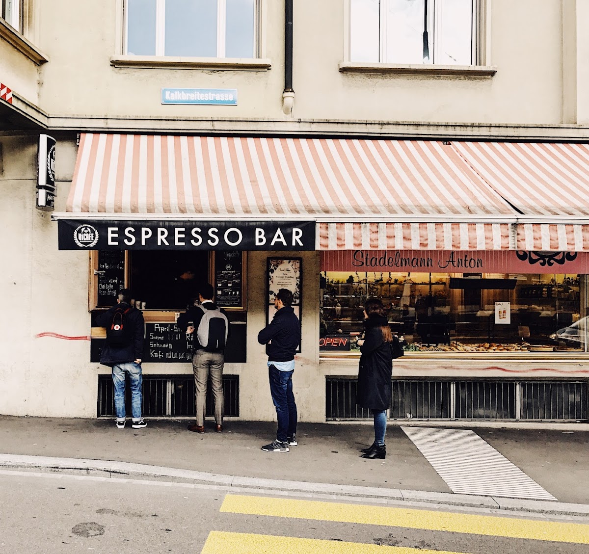 ViCAFE Goldbrunnen