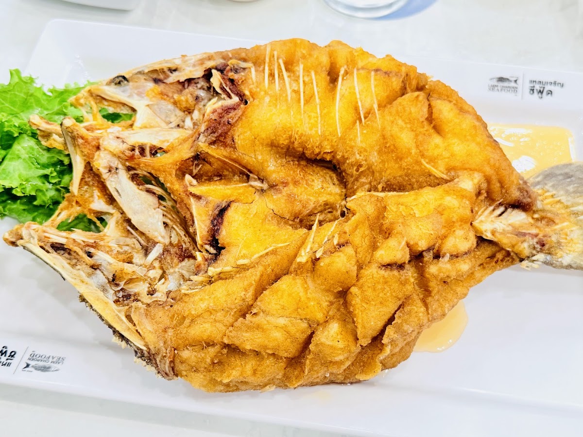 Laemcharoen Seafood Central Ayutthaya Photo 3