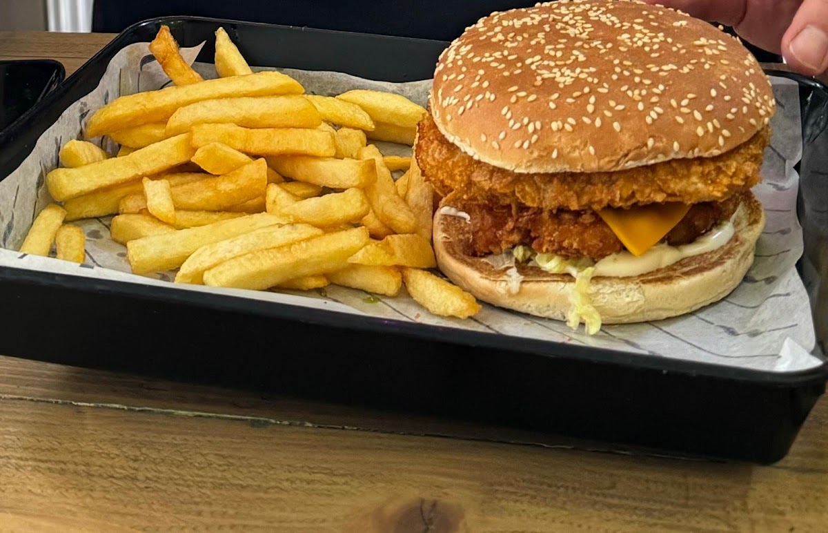 Rooster Fried Chicken Photo 3