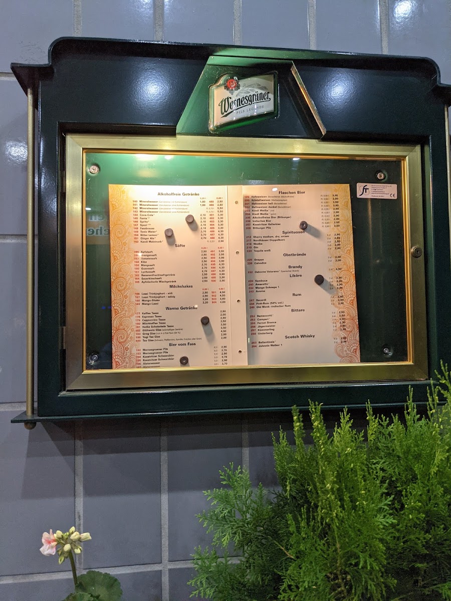 YOGI HAUS Hellersdorf Berlin Photo Menu 2