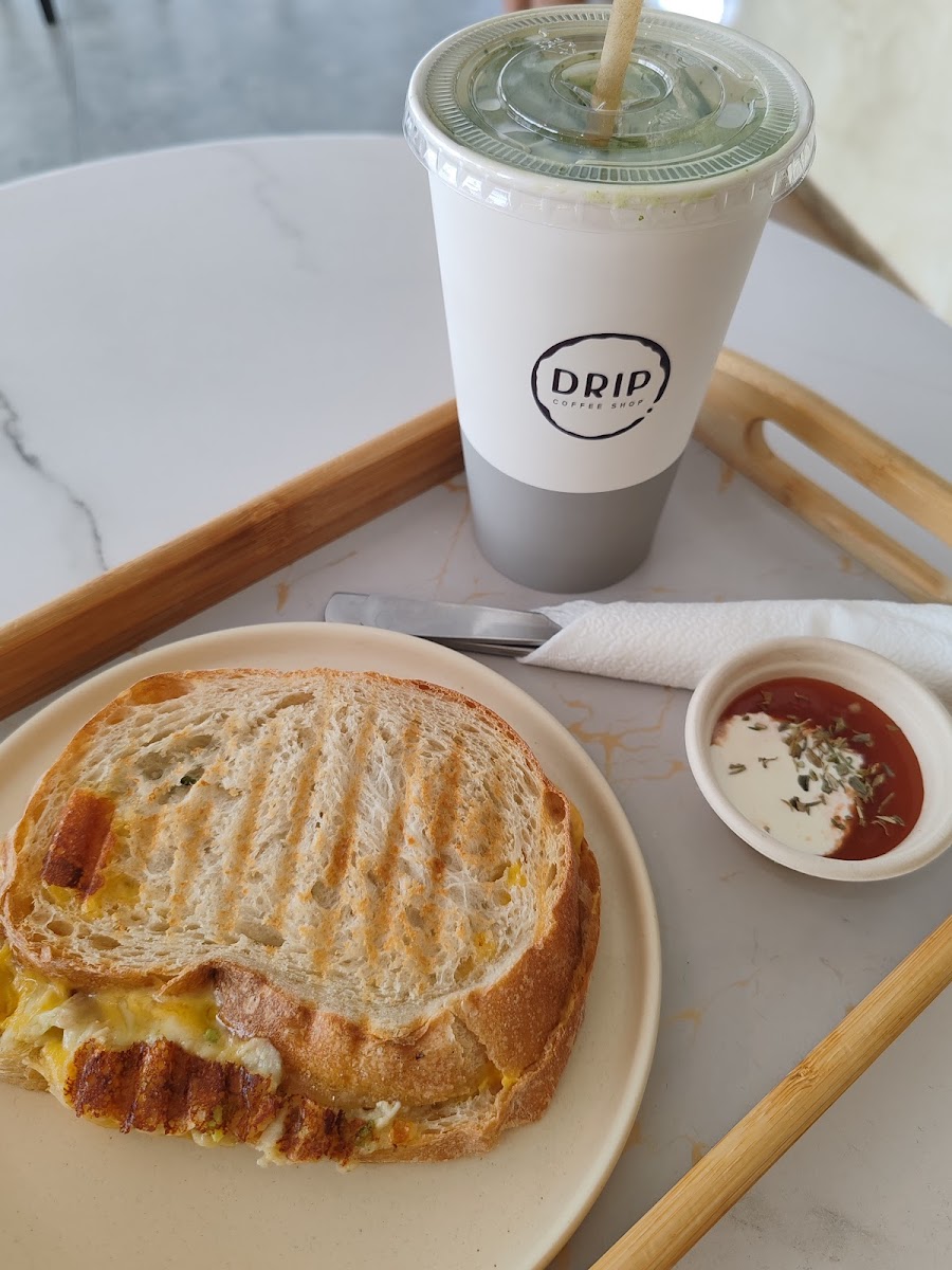 Drip Coffee Shop Photo 4