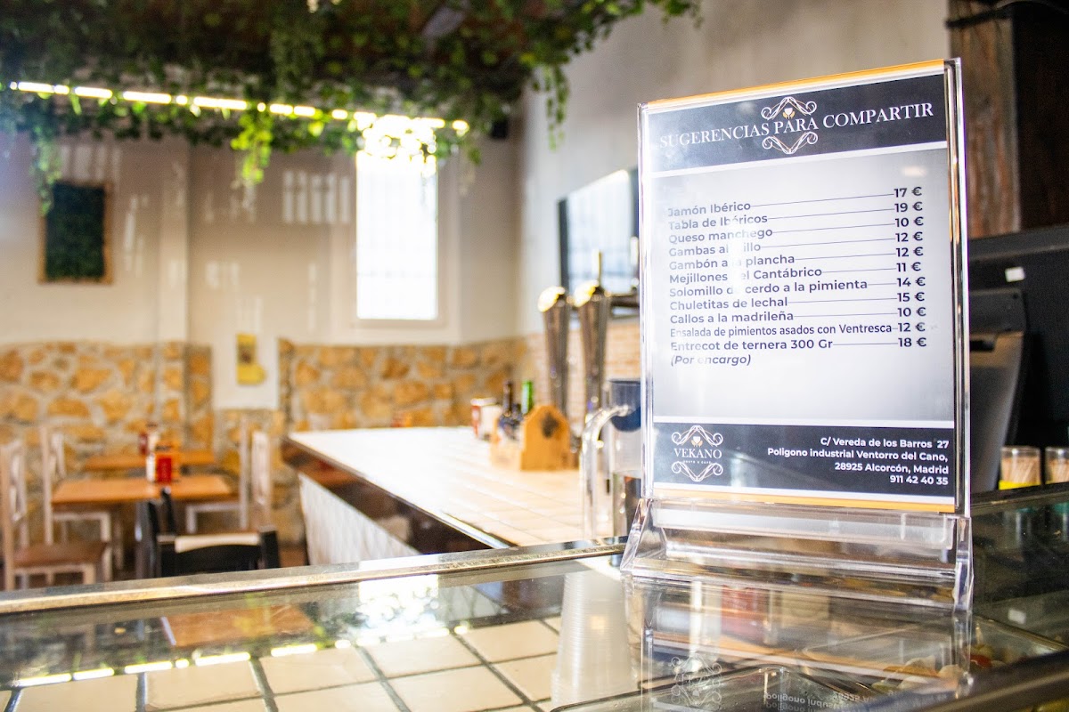 VEKANO - Resto & Café Photo Menu 2