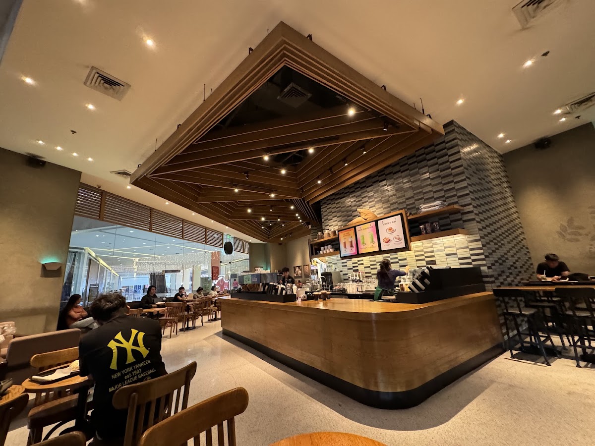 Starbucks MET Live Branch