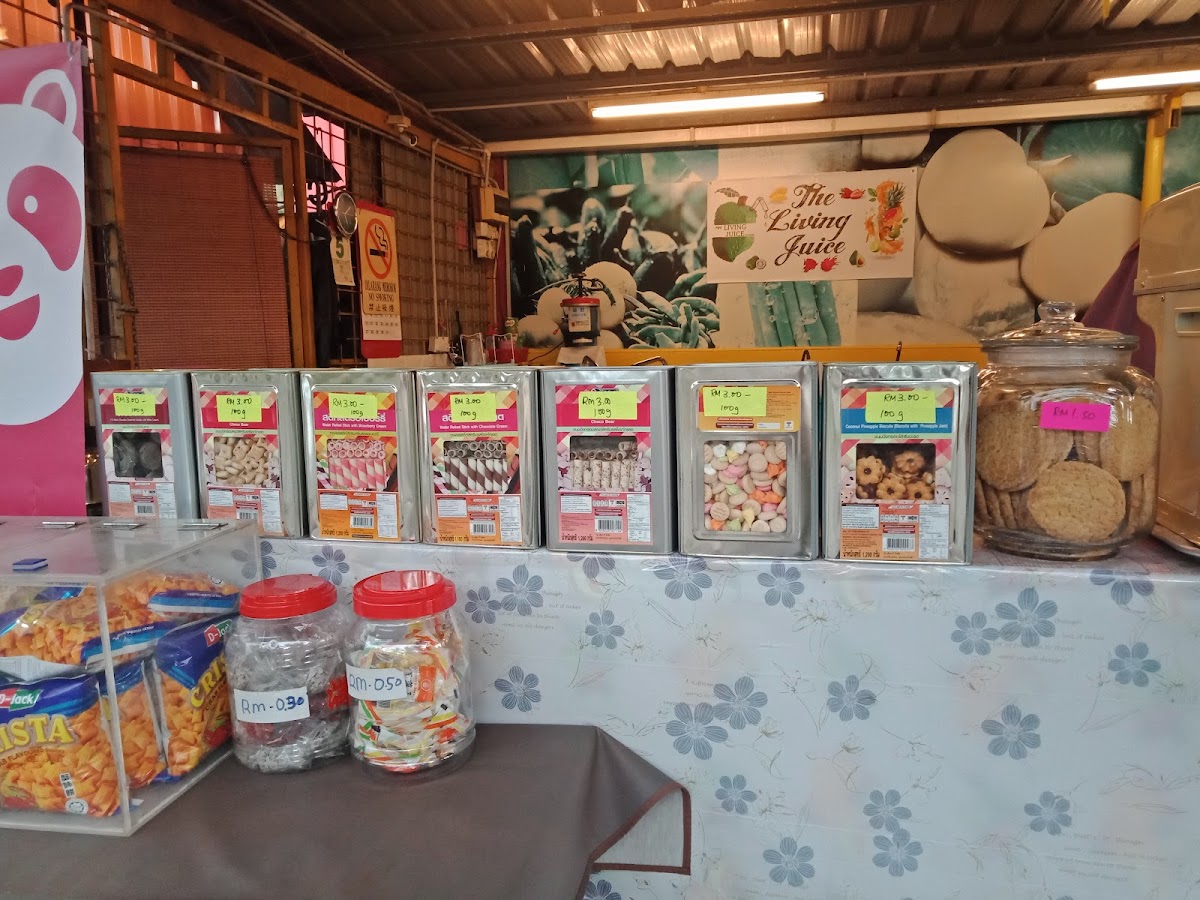 The Living Juice Photo 9