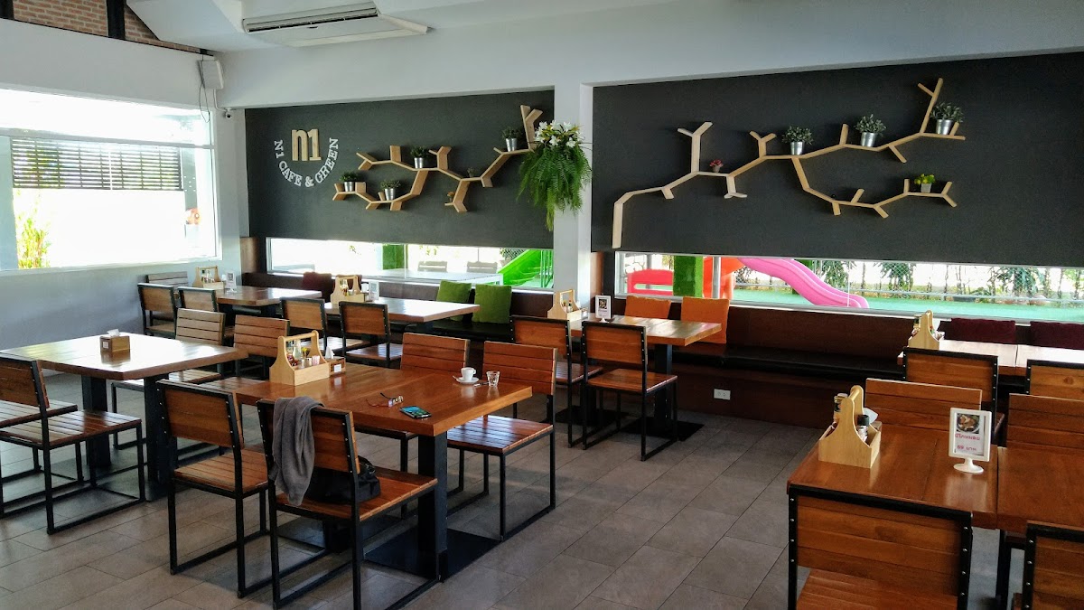 N1 Cafe' & Green