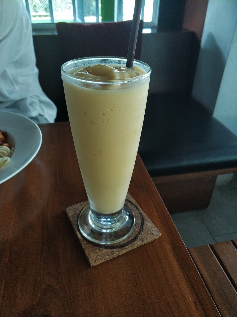 N1 Cafe' & Green Photo 7