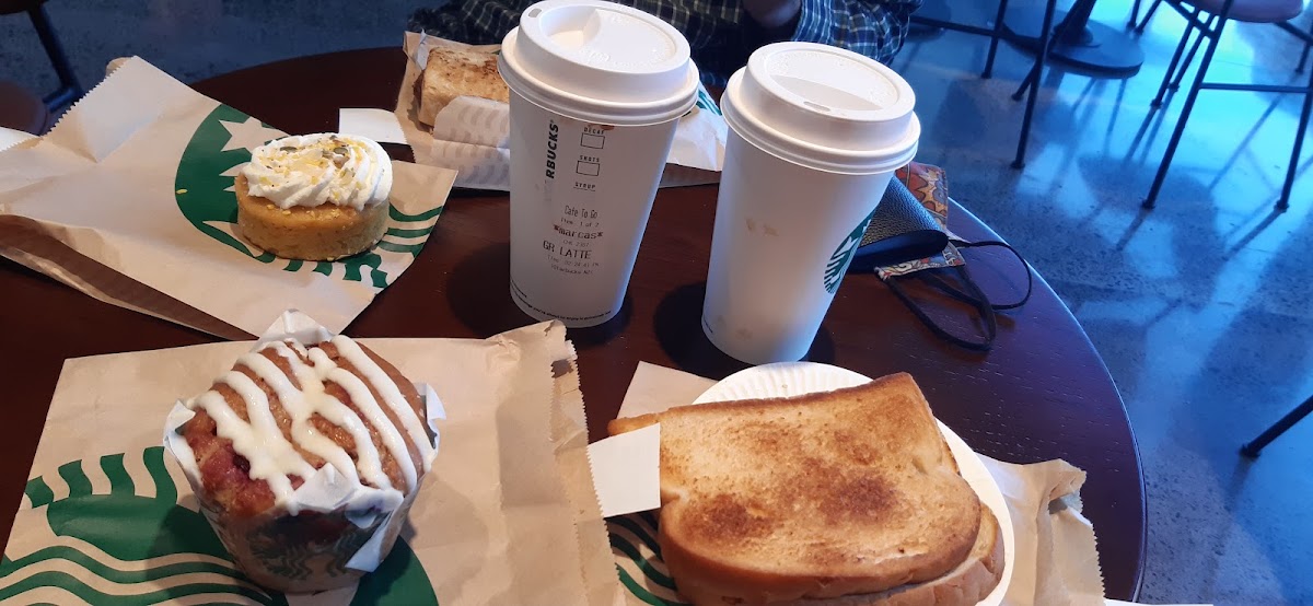 Starbucks Northlands Photo 8