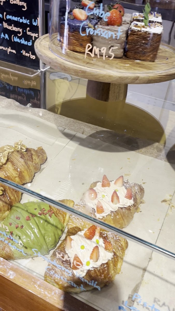 The Curious Bakers Gelato Photo 2