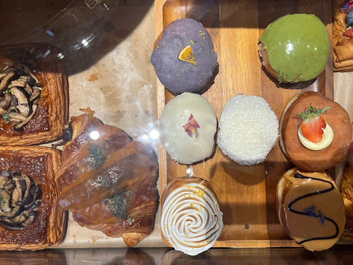 The Curious Bakers Gelato Photo 8