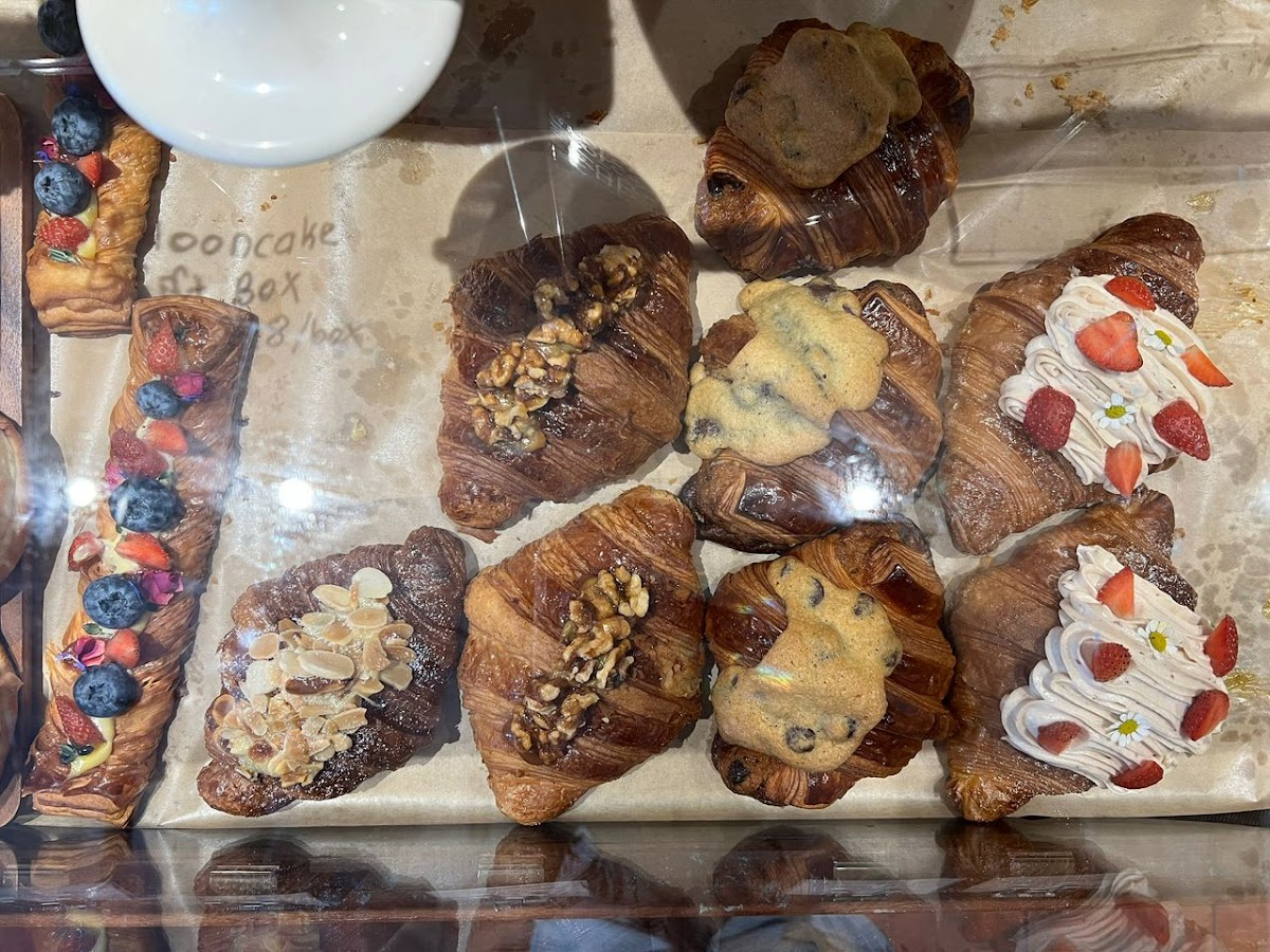 The Curious Bakers Gelato Photo 9