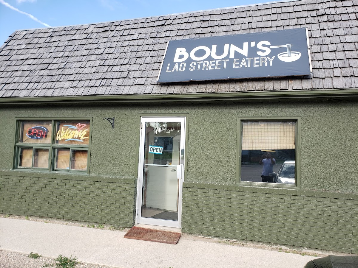 Boun's Lao Street Eatery
