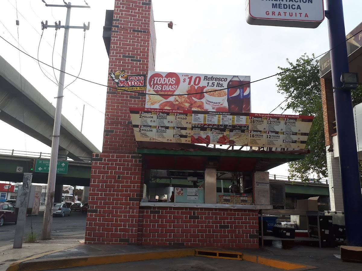 Pollo Matón Rodrigo Gómez
