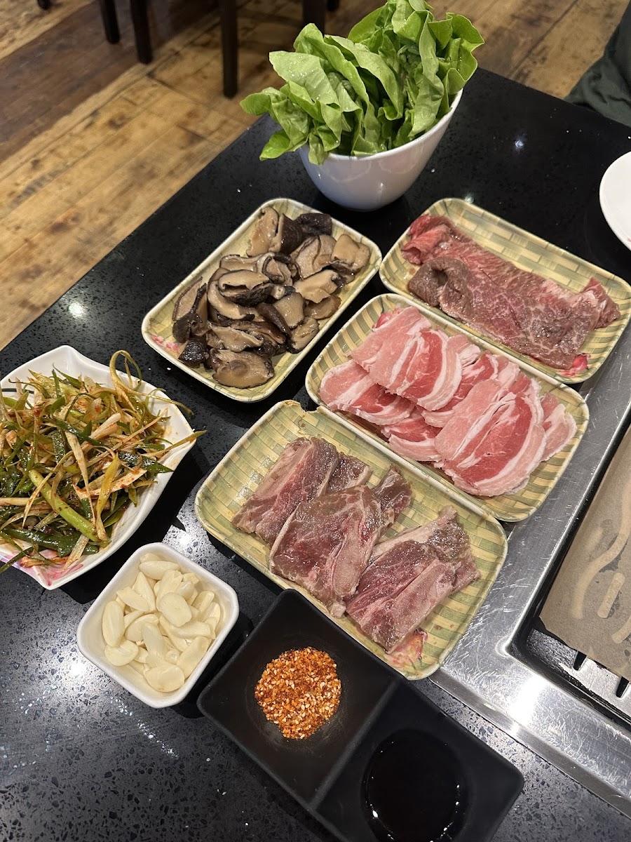 Ginseng Korean BBQ Restaurant Photo 3