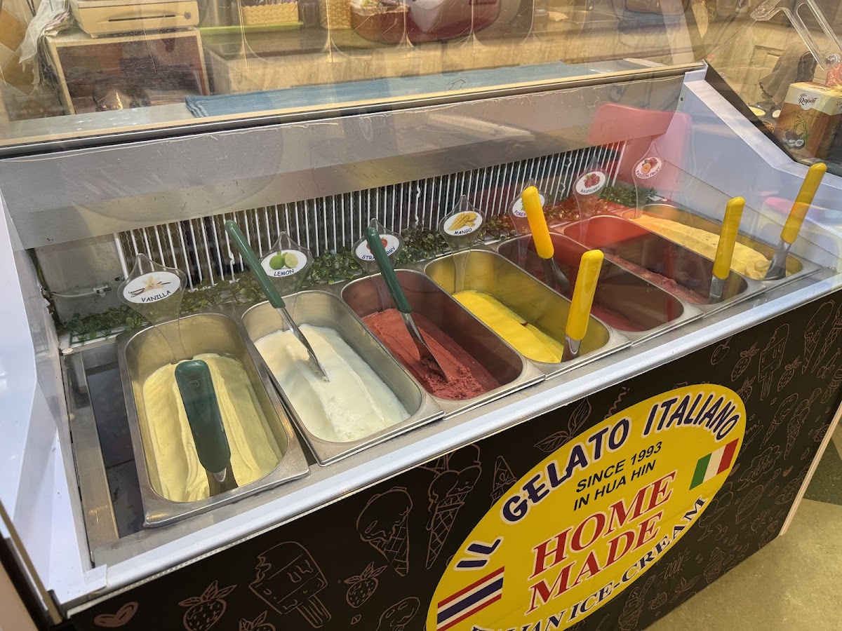 IL Gelato Italian Photo 4