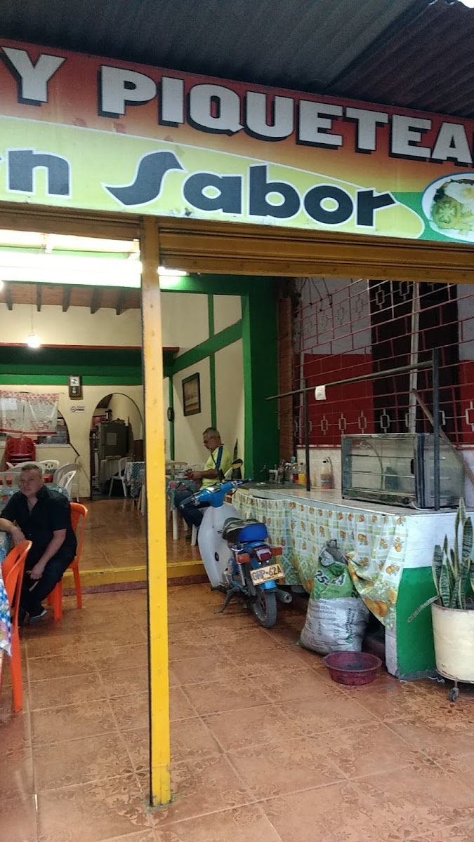 Restaurante y piqueteadero El Buen Sabor