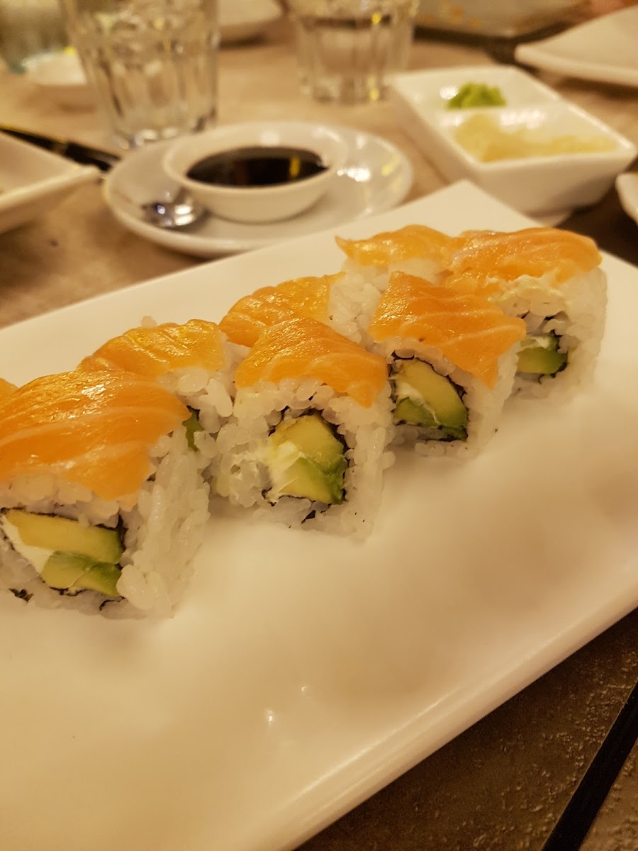 Yummy Sushi Photo 9