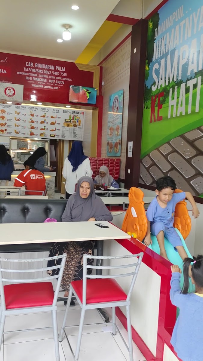 SONIC CHICKEN BUNDARAN PALM Photo 3