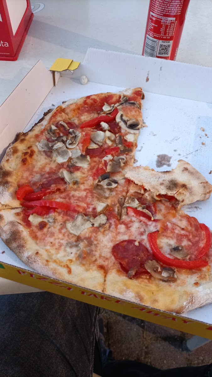Il Primo Atto Pizzeria Da Asporto Photo 6
