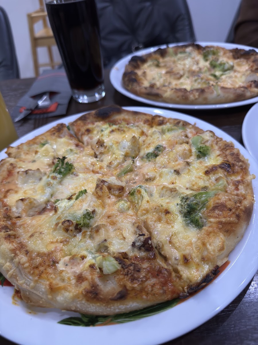 Eiscafé und Pizzeria La Perla Photo 4