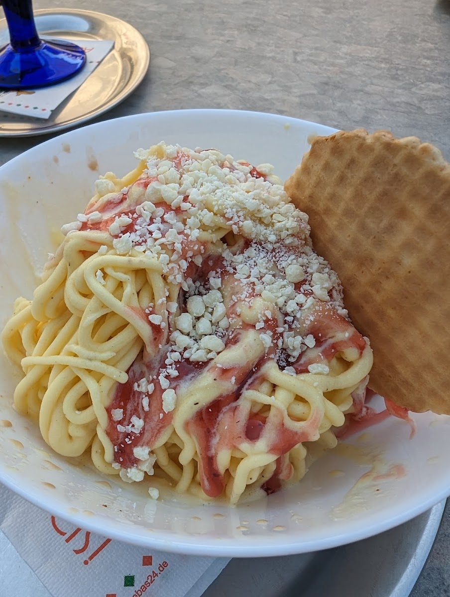 Eiscafé und Pizzeria La Perla Photo 6